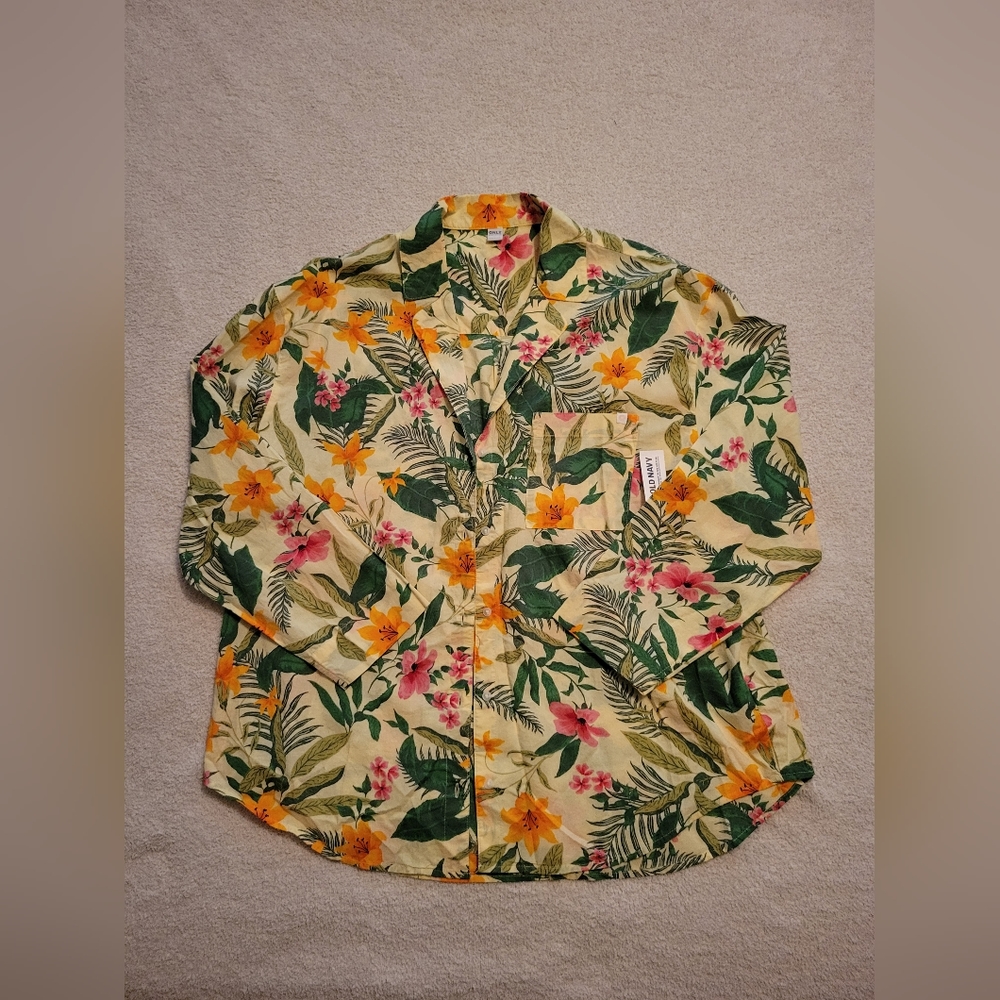 Old Navy Button-up - Large